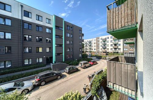 Krzyki Apartamento | Babiego Lata Spacious Apartment