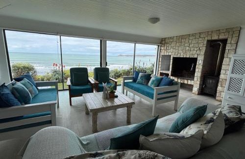 Witsand Casa | Baby Whale Bliss - Beachfront House