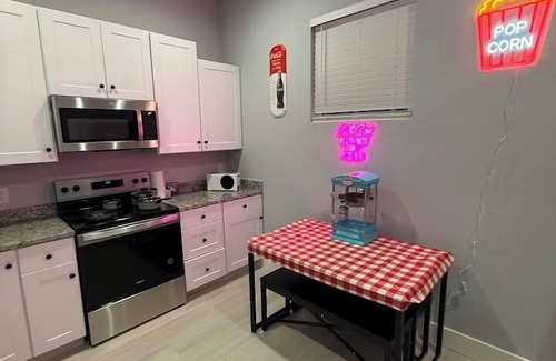 Fort Worth Casa | BabyProofed|Home Cinema| TCU, Dickies & Stockyards