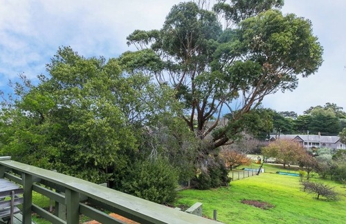 Portsea Casa | Back Beach Lodge: 4 BR, 2 BA House in Portsea, Sleeps 10