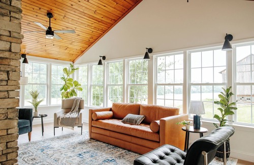 Cocolamus Casa | Back Country on 8 Acre with Fire Pit, Stream, Pond & Animals