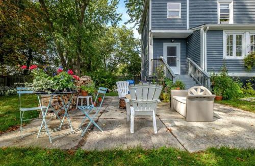 Back Cove Casa | Back Cove - Sunny 2nd Floor Condo