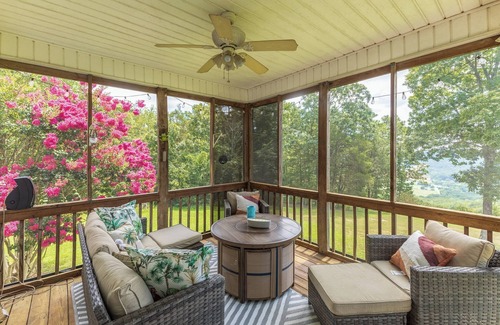 Grant Casa | Back Forty Overlook-a secluded mountainside farmhouse at the edge of 40 acres.