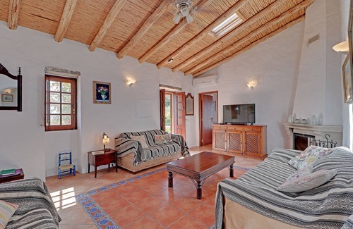 Sao Bras de Alportel Cabaña | Piscina privada climatizada y jacuzzi - sin costo adicional: encantador alojamiento rural aislada