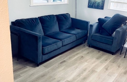 Ensley Cabaña | Back to Emerald - Cute, cozy & close to the coast