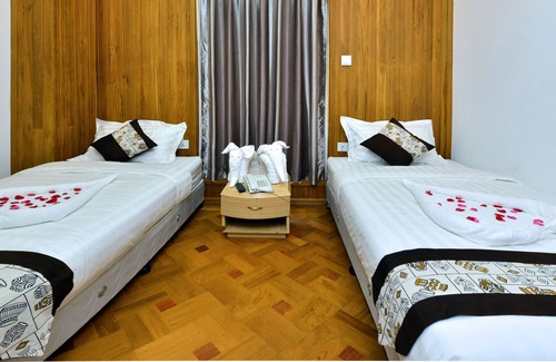 Yangon downtown Hotel | Backpacker Bed and Breakfast