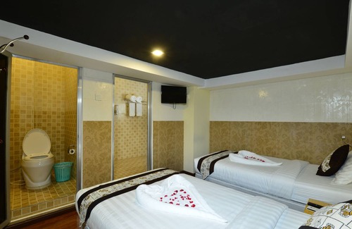 Yangon downtown Hotel | Backpacker Bed and Breakfast