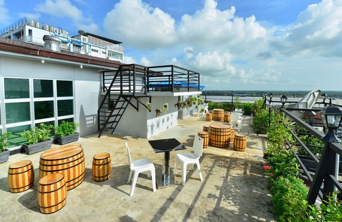 Yangon downtown Hotel | Backpacker Bed and Breakfast
