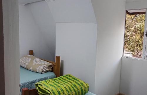 Renca Casa | Backpackers House - Near The Airport