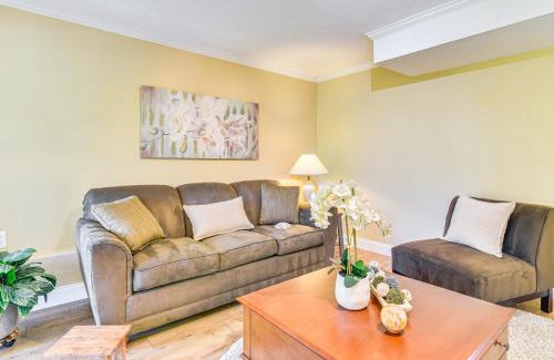 Beaverton Apartamento | Backs to Wetlands Tranquil Beaverton Retreat!