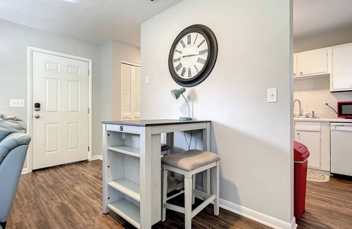 Deltona Lakes Casa | ON SALE 2BR Home: Beach/Disney World in 30 Mins