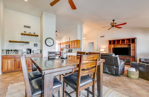 Palm Valley Casa | Backyard Luxury with Private Pool and Hot Tub on Golf Course