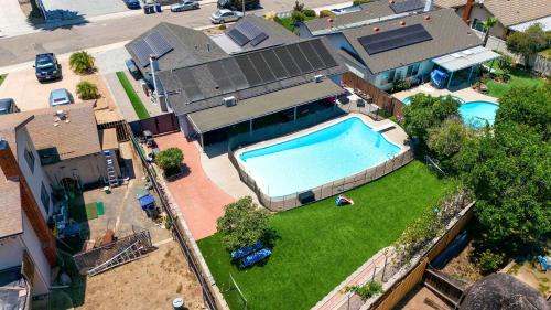 El Cajon Casa | Backyard Oasis Private Villa Pool Hot Tub