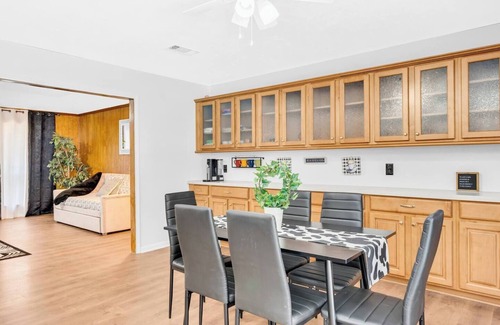 Euless Casa | Backyard Oasis with Private Pool & Outdoor Lounge