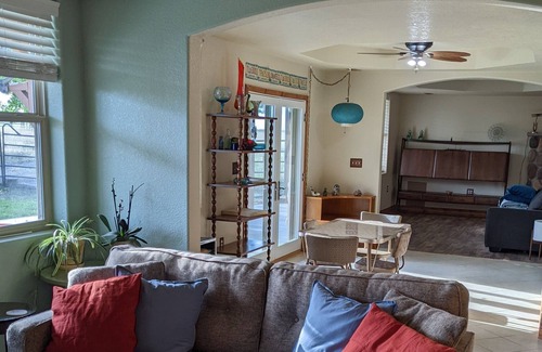Commerce City Apartamento | Bad Dog Farm - 420 Tranquil retreat, minutes from major retail and restaurants