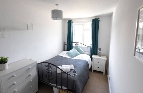 Winchester Casa | Badger’s Rest - home from home for contractors