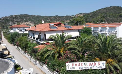 Toroni Apartamento | Badis Haus