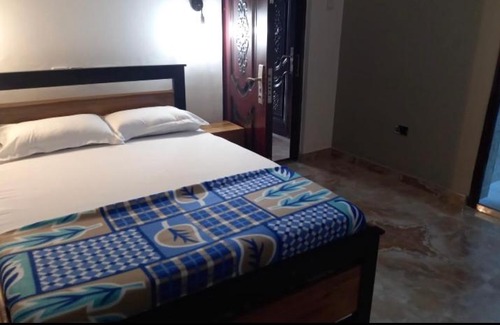 Kumasi Apartamento | BAFFOUR STUDIO