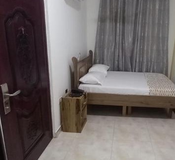 Kumasi Apartamento | BAFFOUR STUDIO