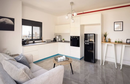 Haifa Apartamento | Bahai Gardens Penthouse by Sea N' Rent