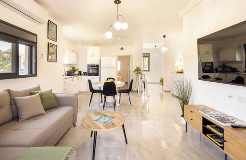 Haifa Apartamento | Bahai Gardens Vista Apts by Sea N' Rent