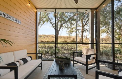 Bahama Bay Casa | Bahama Bay New Modern 2 Bedroom patio sleep 6