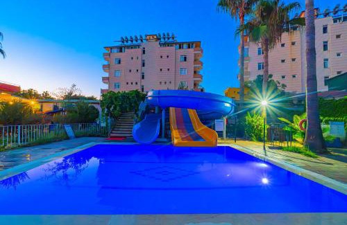 Payallar Hotel | Bahama Beach Konaklı
