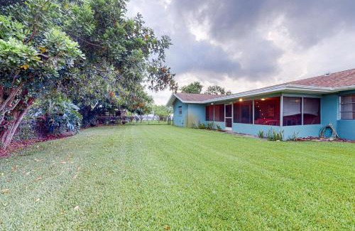 Bradenton Casa | Bahama Blue Retreat