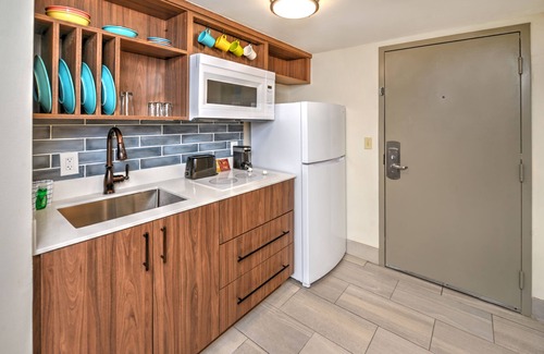 Daytona Beach Hotel | Bahama House