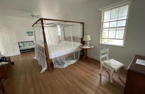 Rock Sound Casa | Bahamian Farm House