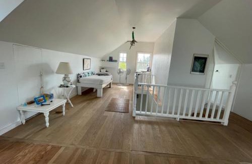 Rock Sound Casa | Bahamian Farm House
