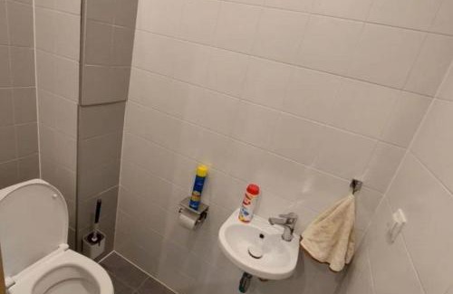 Victorias City Casa | bahay sa isang mainit na lugar na may air conditioning