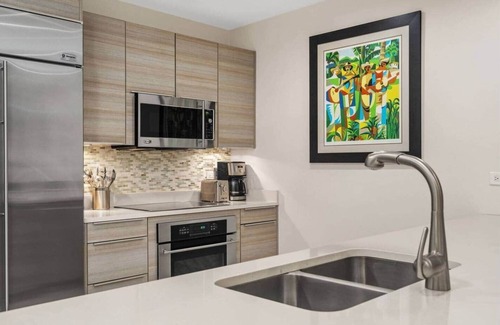 Herreras Apartamento | Bahia Beach Steps from Ocean 2BDRM- Ocean Bliss