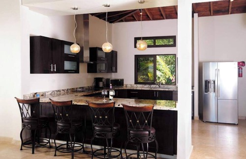 Santa Ana Casa | Bahia Breeze 3 BR Nature Sanctuary with pool in the Pearl Islands b