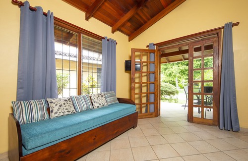Potrero Hotel | Bahia Esmeralda