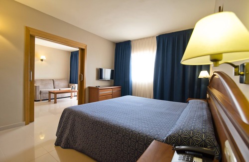 Velilla-Taramay Hotel | Bahia Tropical