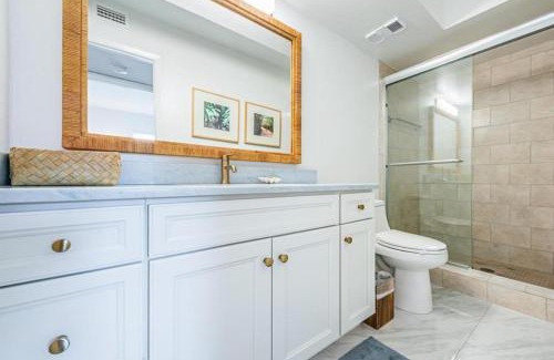 St. Petersburg Casa | Bahia Vista Sandy Toes, Sailboats & Spectacular Sunsets - All On Isla