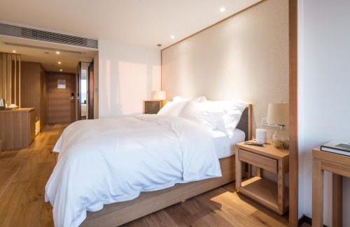 Jiang Bei Hotel | Bai Yun Qin She Boutique