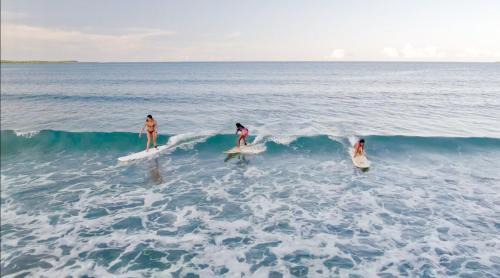 Gubat Casa | Baia Nest BUGIW Self-Service Cottage by the Road and Near the Beach, Pet Friendly with a Fee