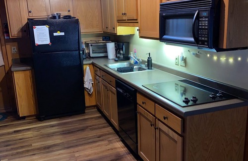 Baileys Harbor Cabina | Bailey's Harbour Cabin Aislado en Woods, a poca distancia de Kangaroo Lake-DUPLEX