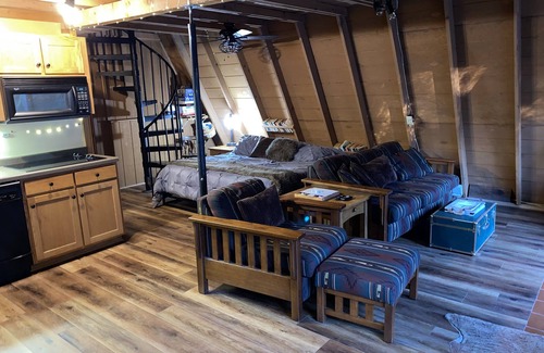 Baileys Harbor Cabina | Bailey's Harbour Cabin Aislado en Woods, a poca distancia de Kangaroo Lake-DUPLEX