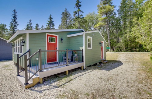 North Bay Casa | Baileys Harbor Waterfront Vacation Rental with Grill