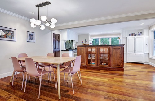 Bainbridge Island Villa | Bainbridge Island Pebble Garden Villa Waterfront