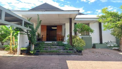 Upington Casa | Bains House