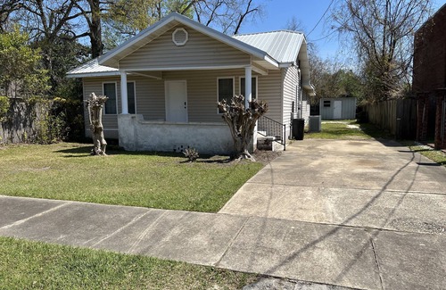 Eufaula Casa | Bait ‘em up Bungalow in Downtown Eaufaula