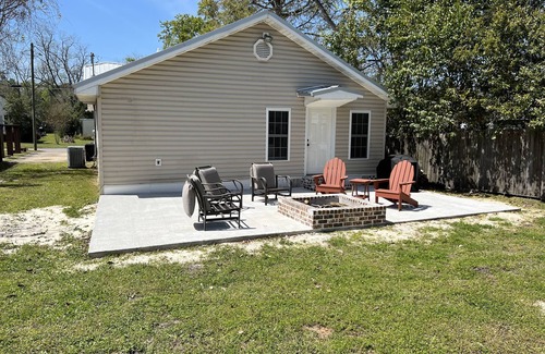 Eufaula Casa | Bait ‘em up Bungalow in Downtown Eaufaula