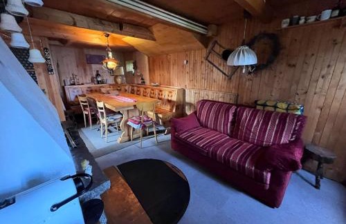 Tesero Chalet De Esquí | Baita Giggia sulle piste - Cavalese in Trentino Alto Adige cottage chalet