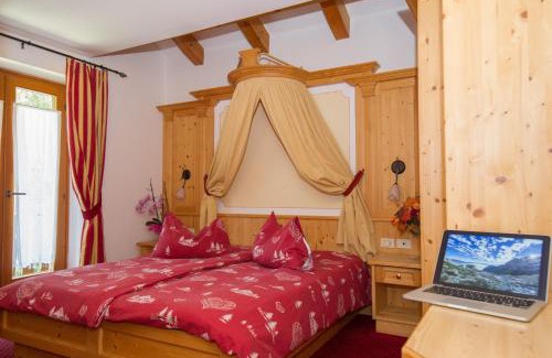 Vermiglio Hotel | Baita Velon