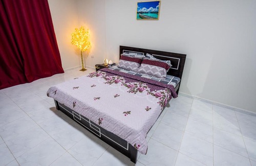 Mussafah Casa | BAITH AL JANNAH L L C - Working Professional - Peaceful Daily and Weekly Room