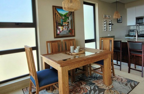 Primo Tapia Apartamento | Baja Beach Fest Getaway – Stunning Ocean Views